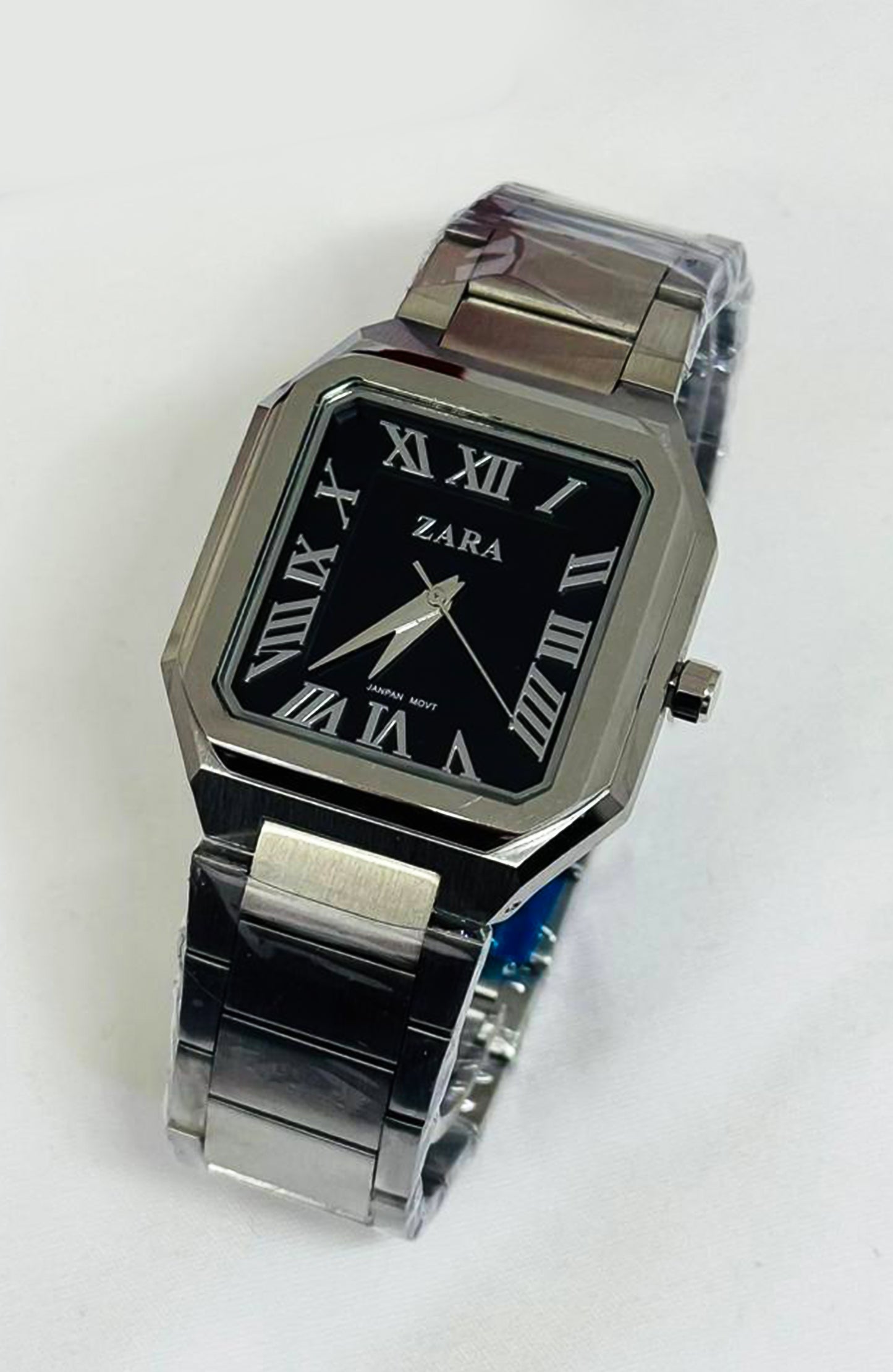 Zara Swiss Square - Black Dial