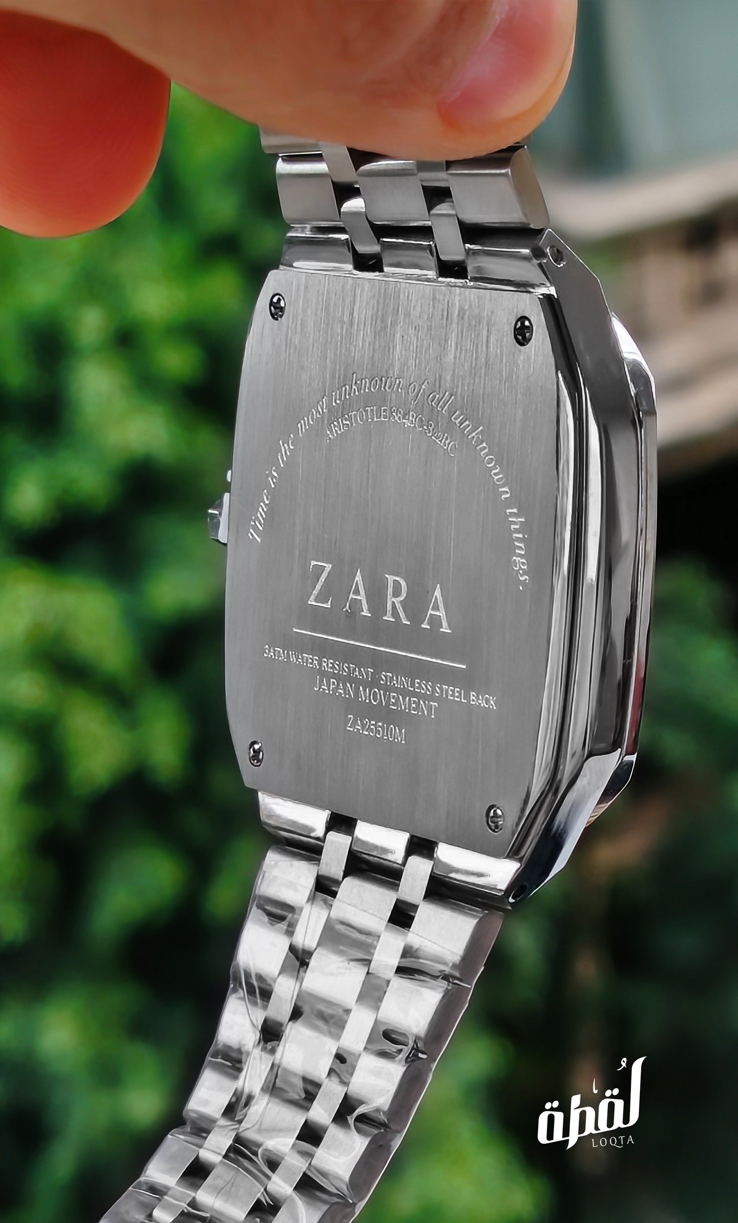 Zara Basic Square - Black Dial